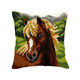 Cross stitch cushion kit Horse 9549